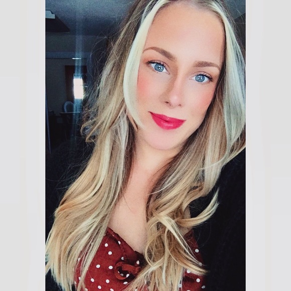 Meet your Posher, Megan - Picture 1 of 1